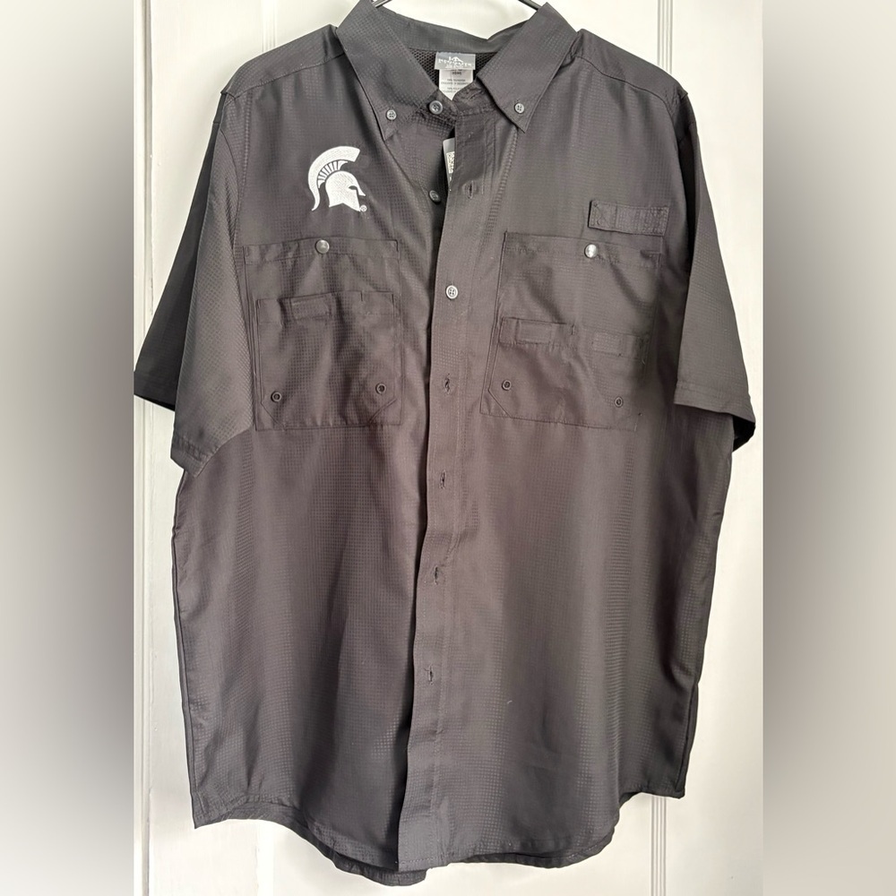 NWT Knights Apparel Michigan State Spartan Tribute Performance Shirt, Sz: Large